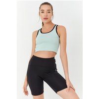 Geripptes Crop-Top mit Kontrastsaum