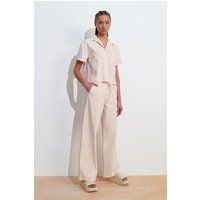 Gestreifte Leinenhose mit weitem Bein
