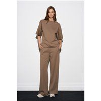 Entspannte Strickhose mit weitem Bein