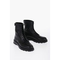 Schnürstiefel aus strukturiertem Leder