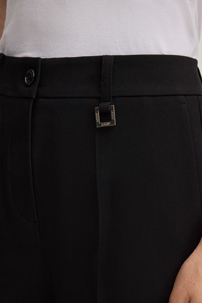 Schmal geschnittene Anzughose aus Twill