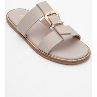 Elegante Leder-Sandalen mit Schnalle