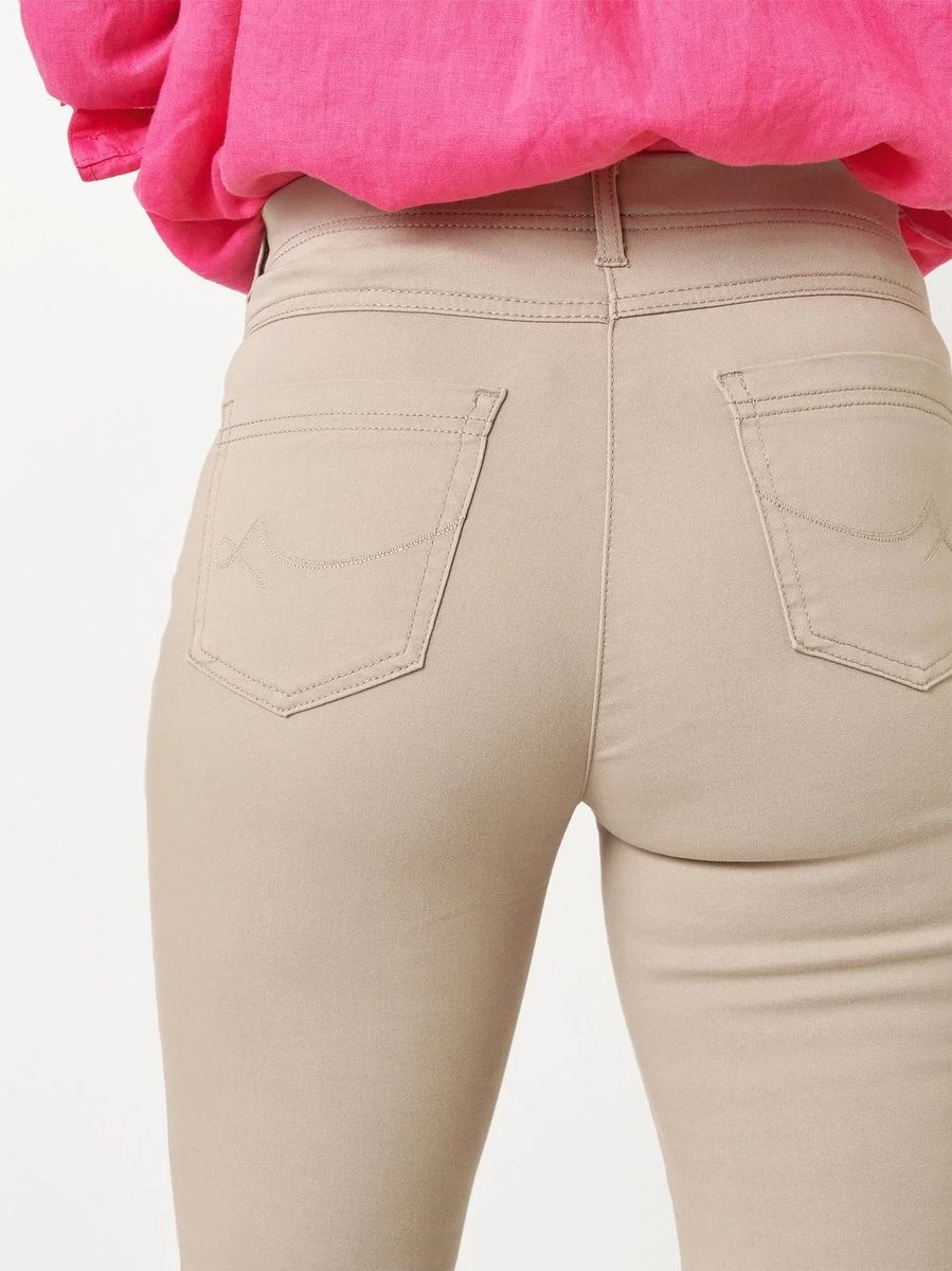 Hochgeschnittene Slim-Fit Stretchhose