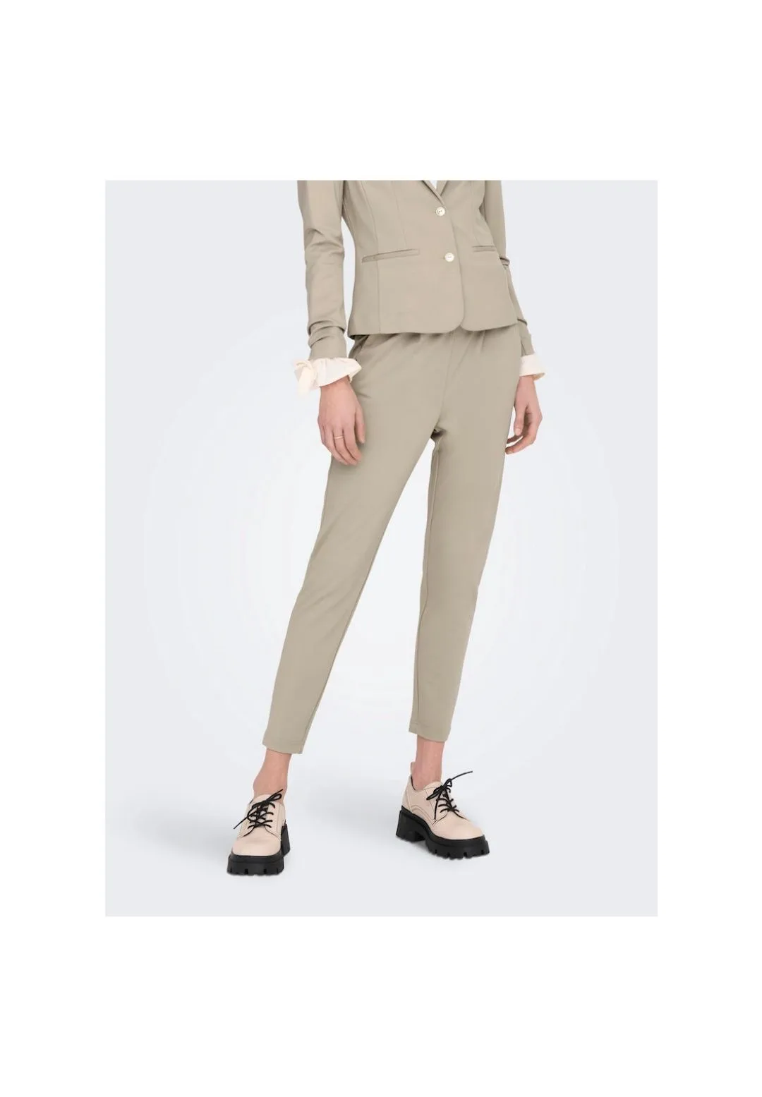 Plissierte Tapered-Hose mit Tunnelzug