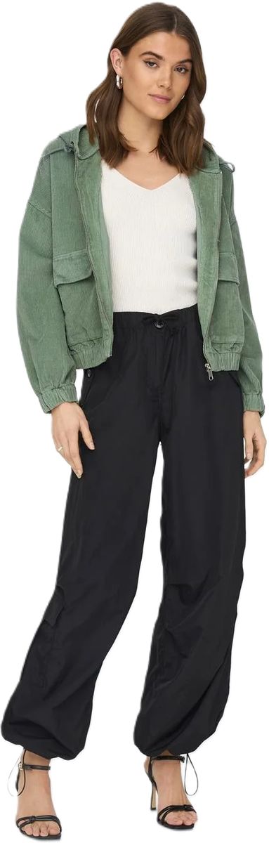 Kurze Cordjacke mit Kapuze