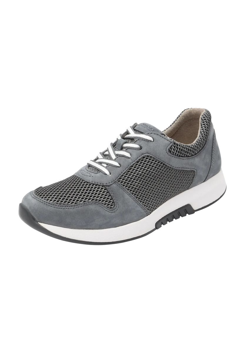 Gedämpfte Sneaker mit Mesheinsätzen