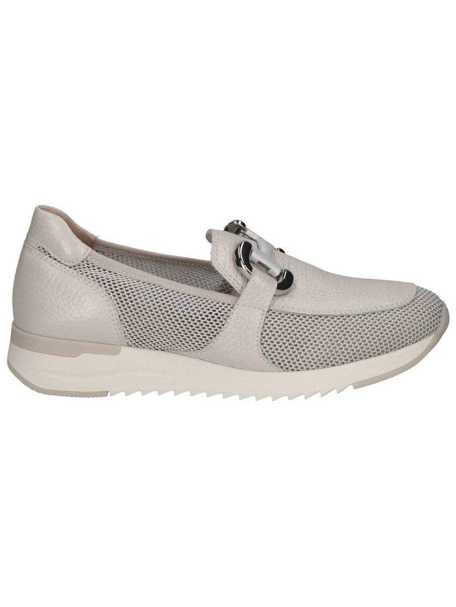 Slipper mit Mesh-Einsätzen und Kettenverzierung