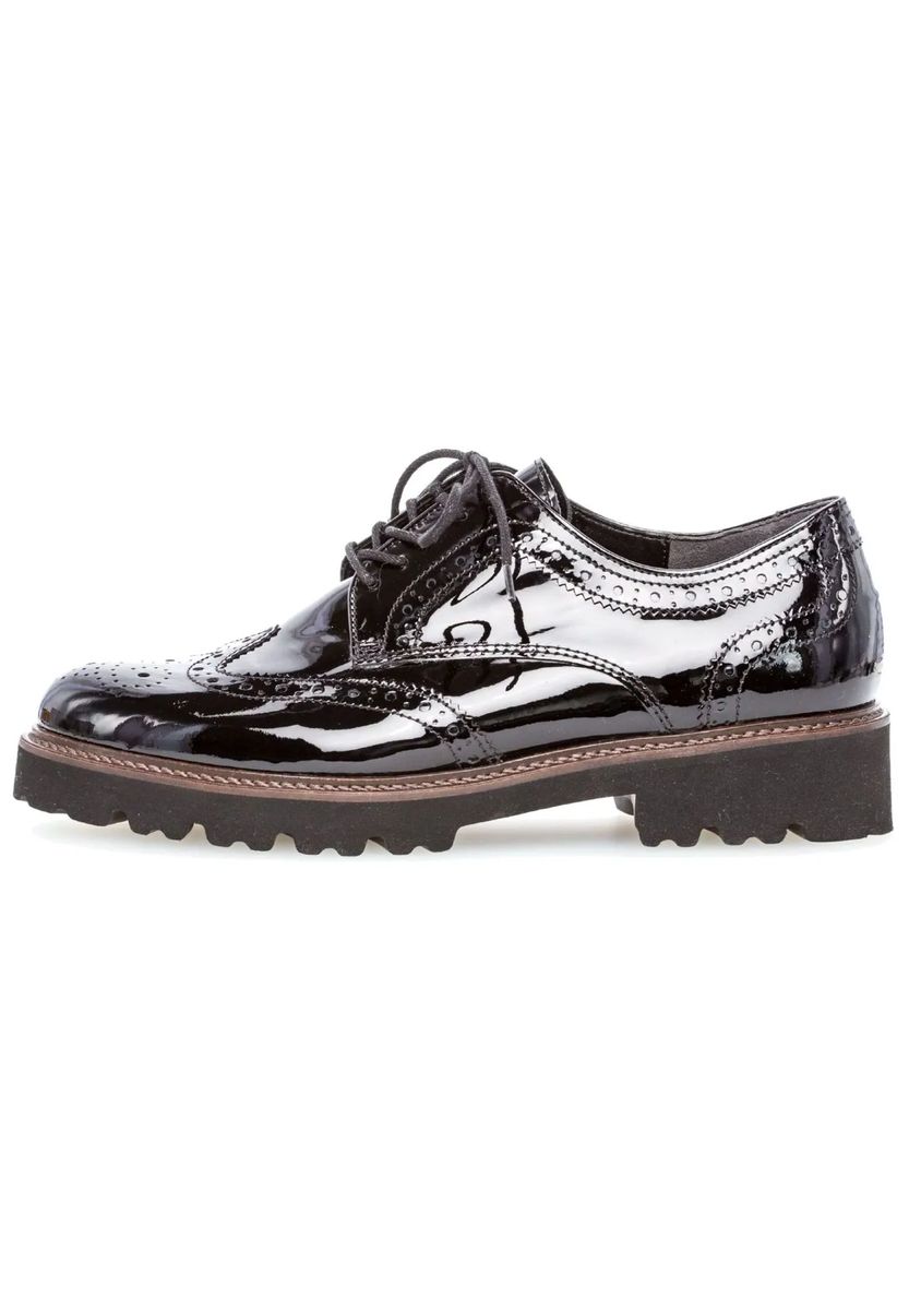 Lack-Brogues mit grober Profilsohle
