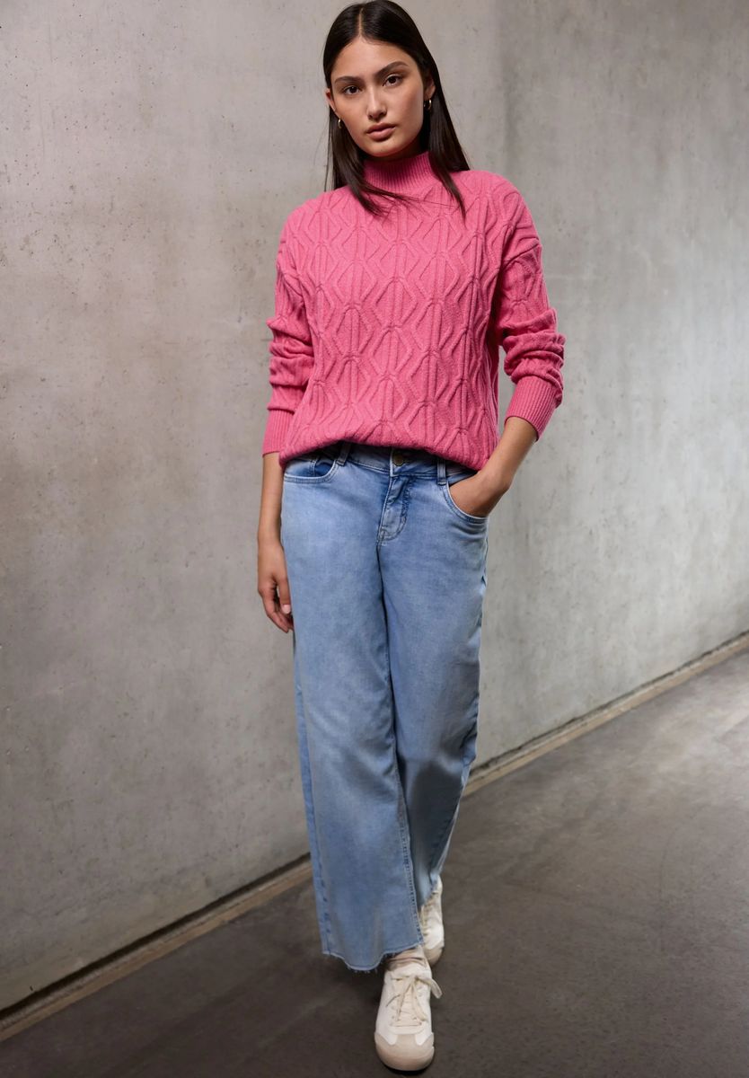 Strukturierter Strickpullover mit Rautenmuster