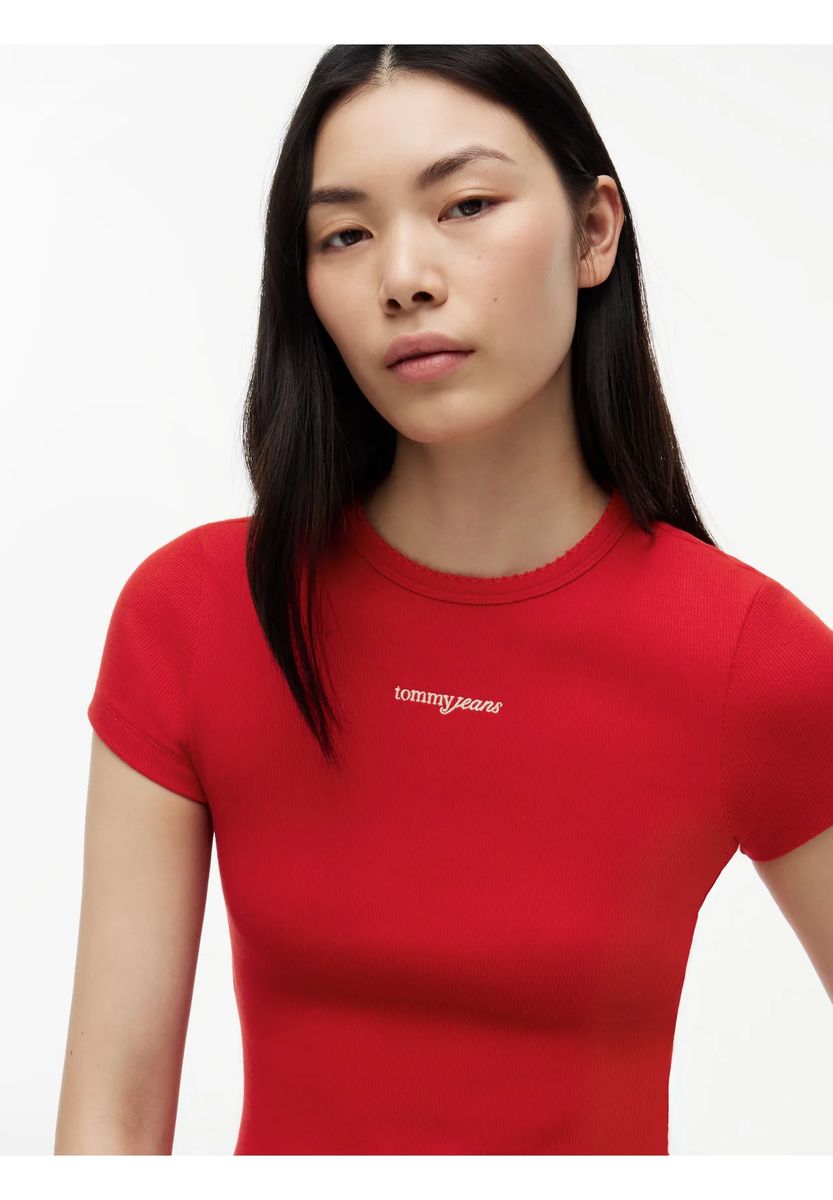 Geripptes T-Shirt mit Rundhalsausschnitt