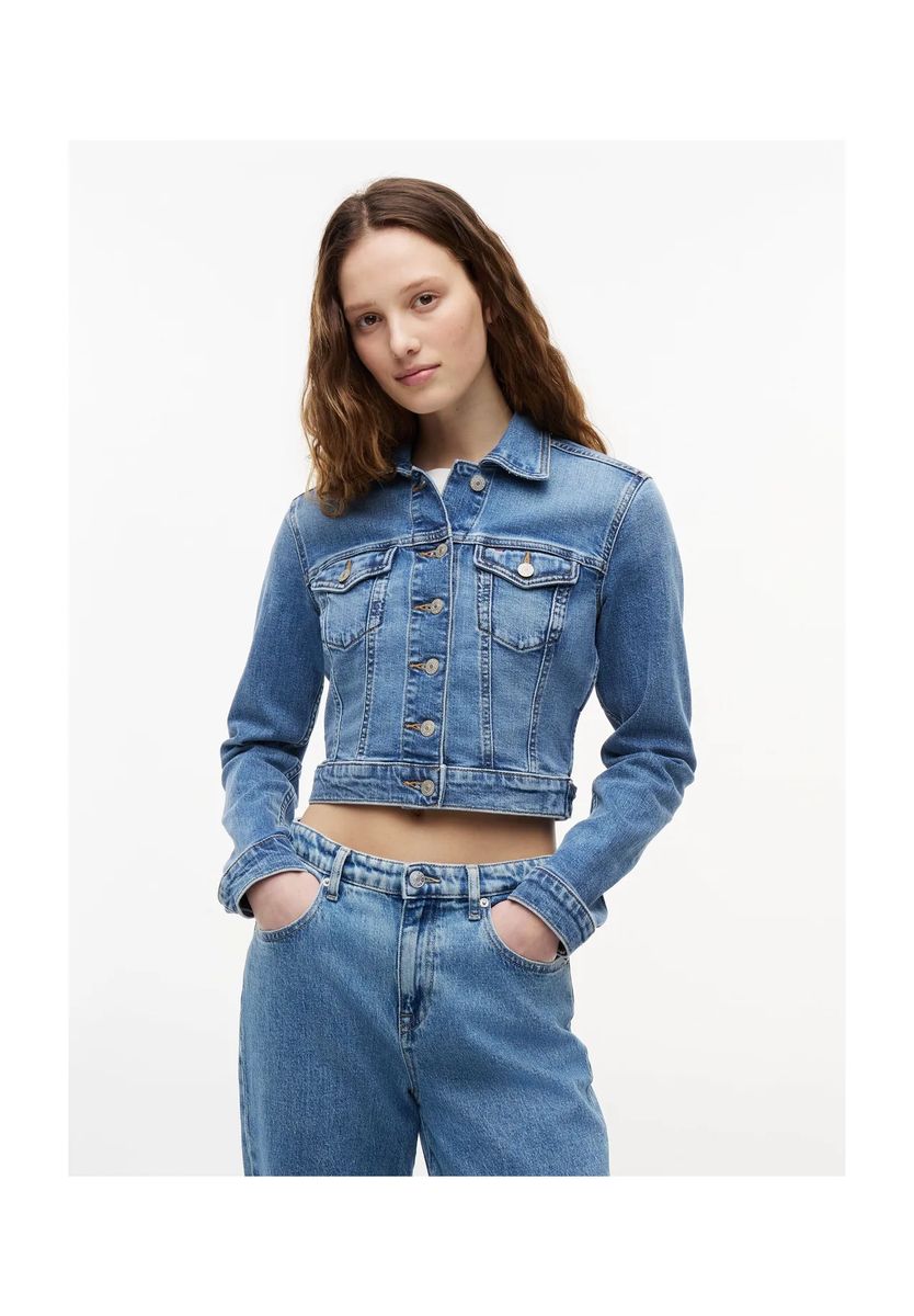 Kurze Jeansjacke mit Taschen