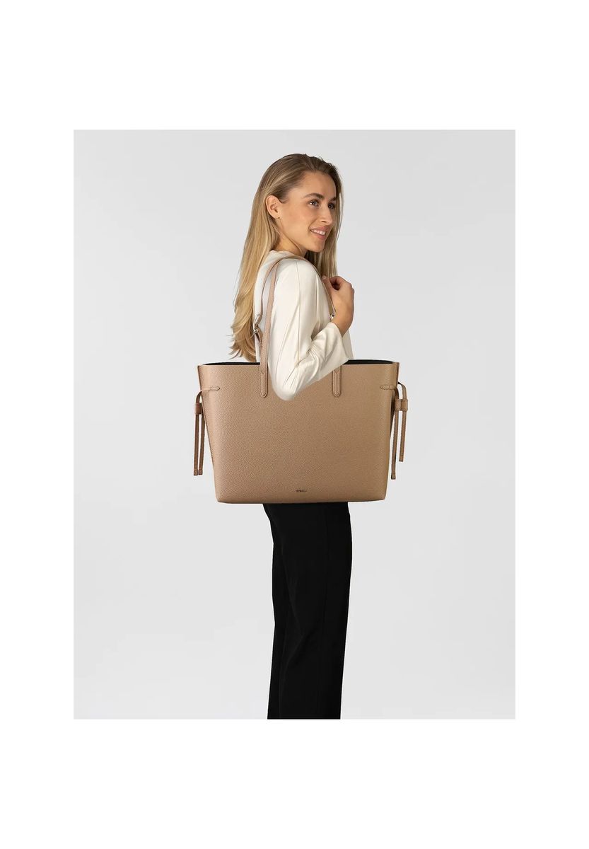 Große Shopper-Tasche aus genarbtem Leder