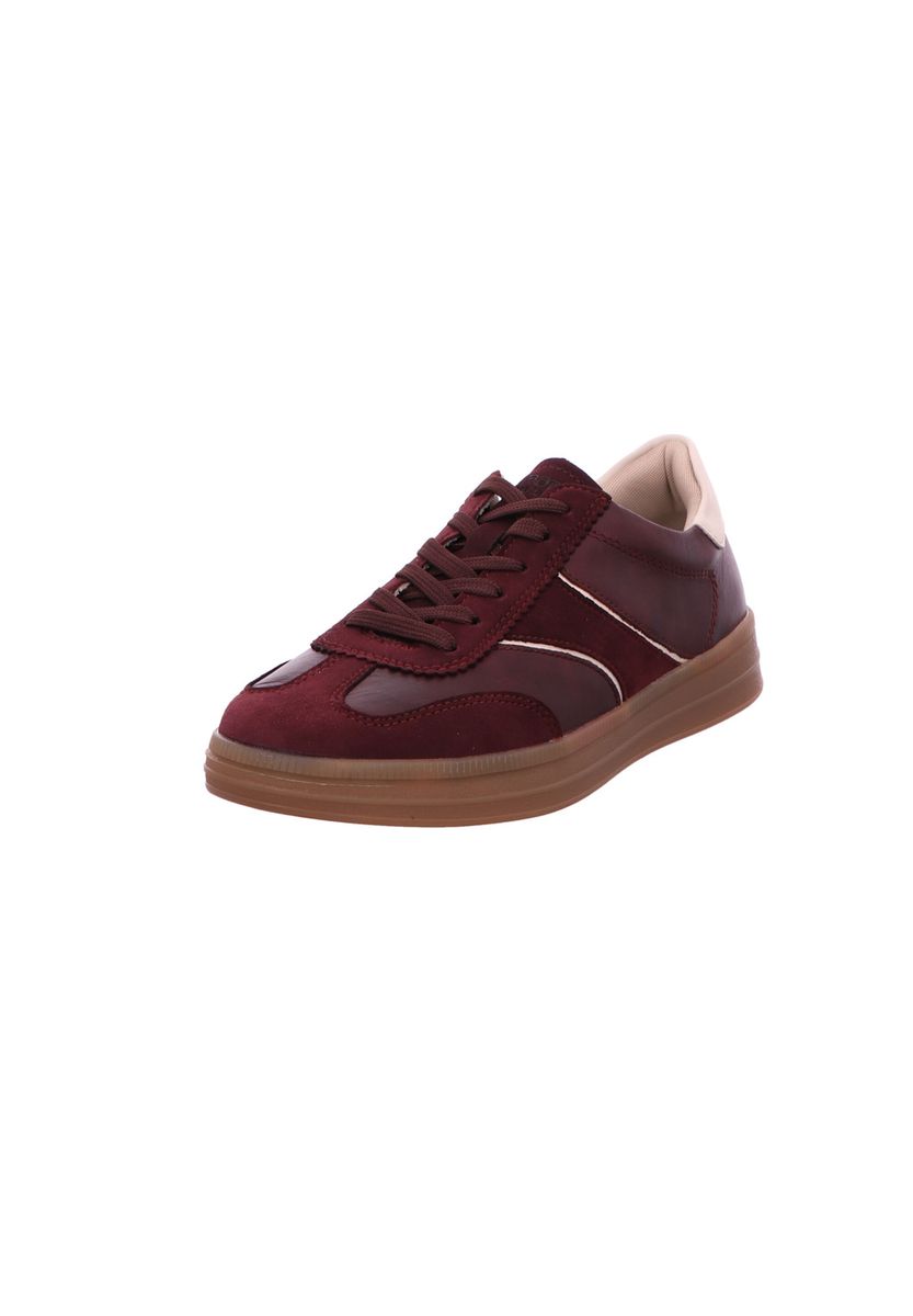 Sportliche Sneaker im Materialmix