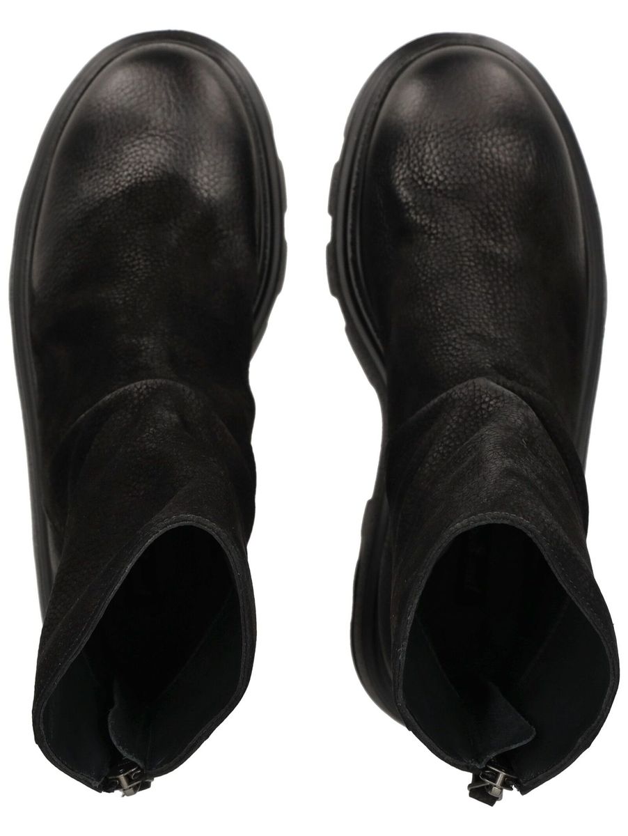 Stiefeletten mit markanter Profilsohle