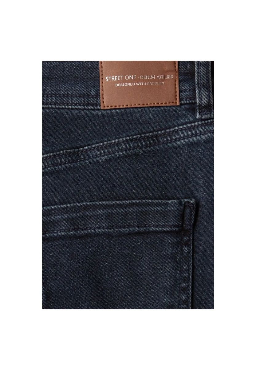 High Waist Slim Fit Jeans