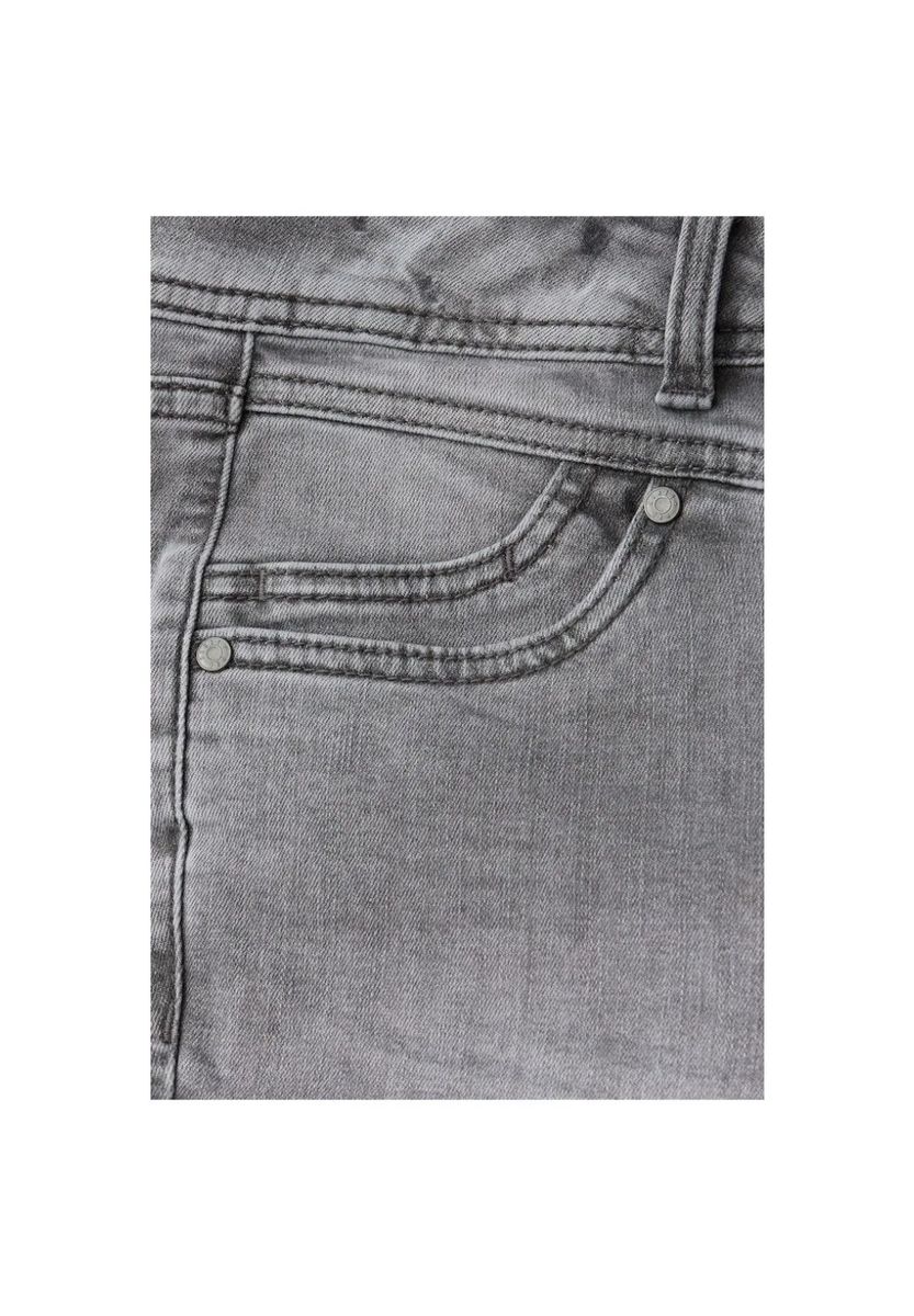 High-Waist Slim-Fit Jeans