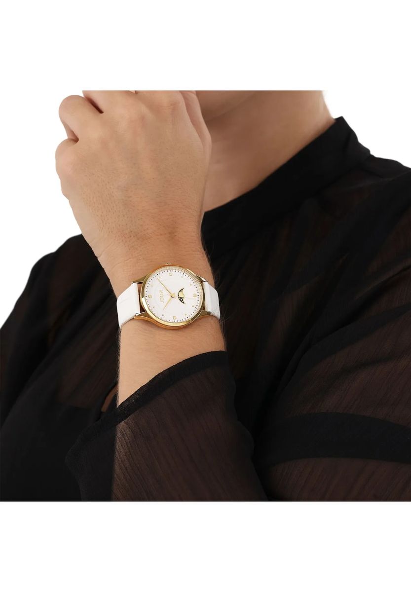 Elegante Mondphasenuhr mit Lederarmband
