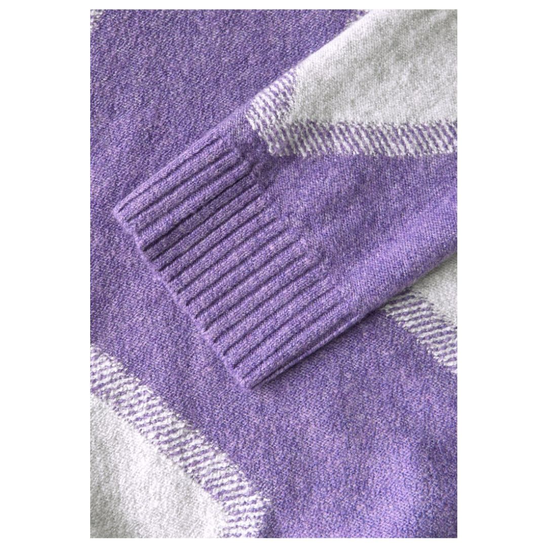 Pullover mit geometrischem Muster