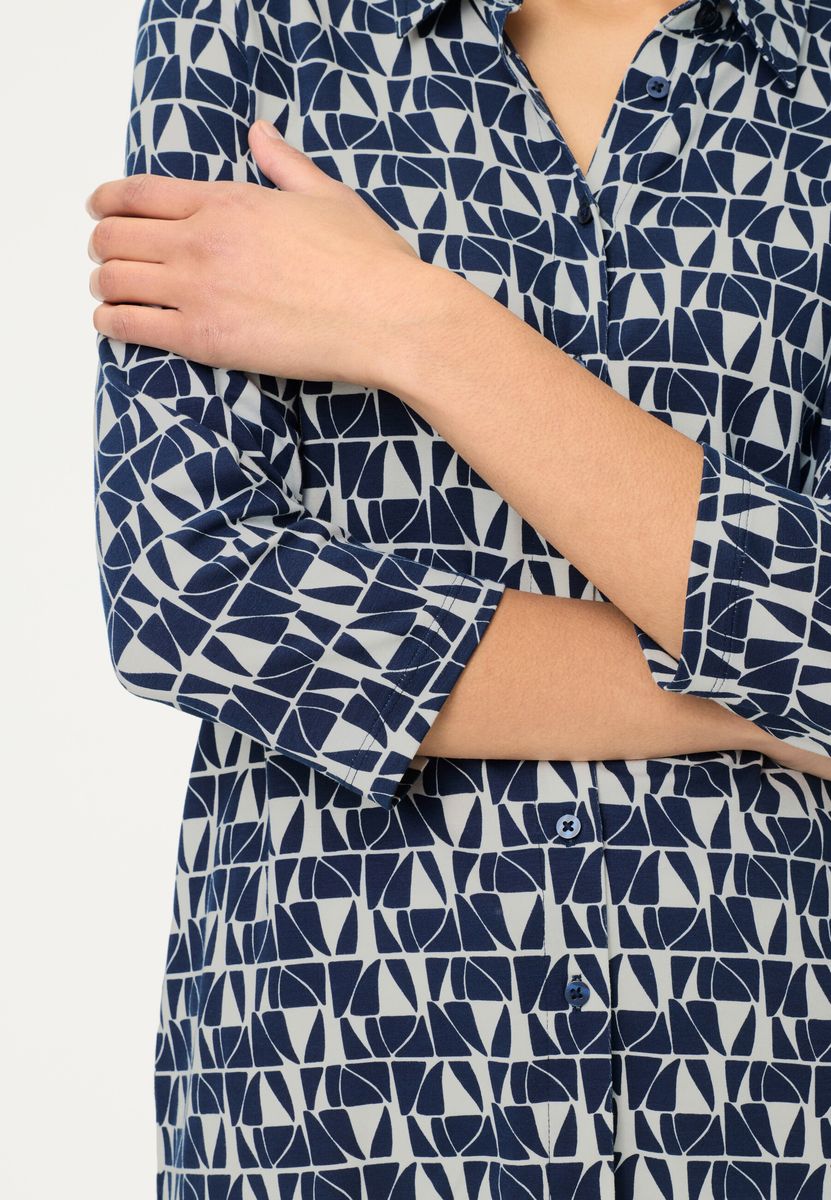 Jersey-Hemdbluse mit geometrischem Muster