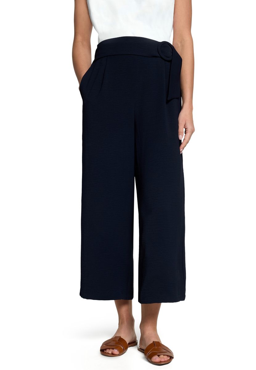 Culotte mit weitem Bein und Gürtel