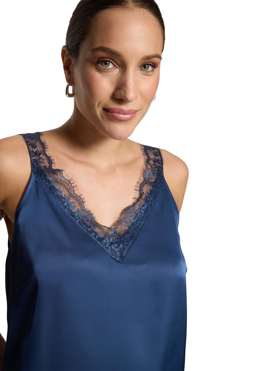 Satin-Top mit feiner Spitze