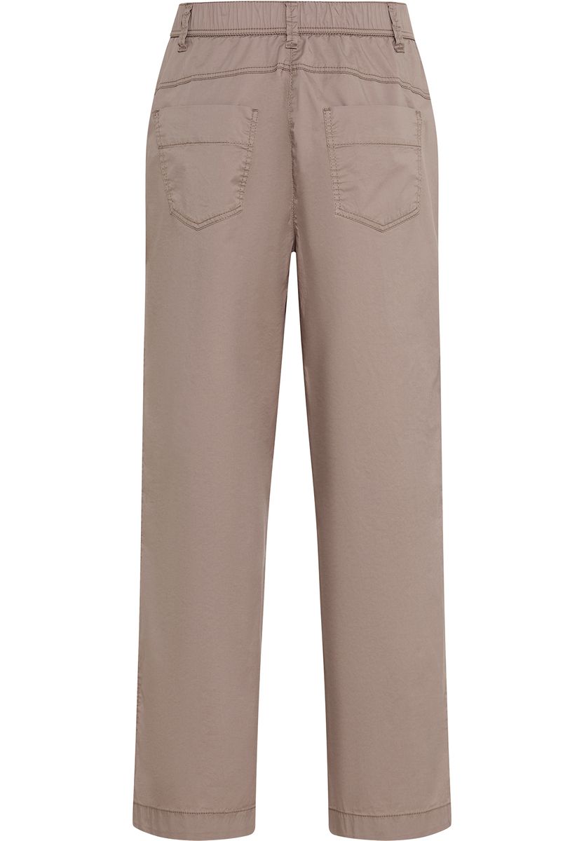 Gerade geschnittene Chino mit aufgesetzten Taschen