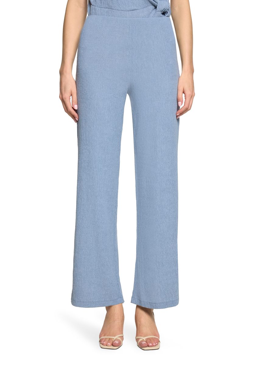 Strukturierte Schlupfhose mit geradem Bein