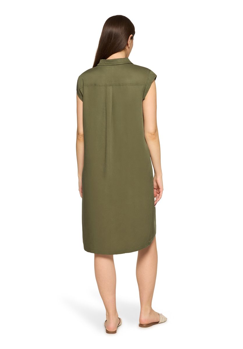 Ärmelloses Shirtkleid in A-Linie