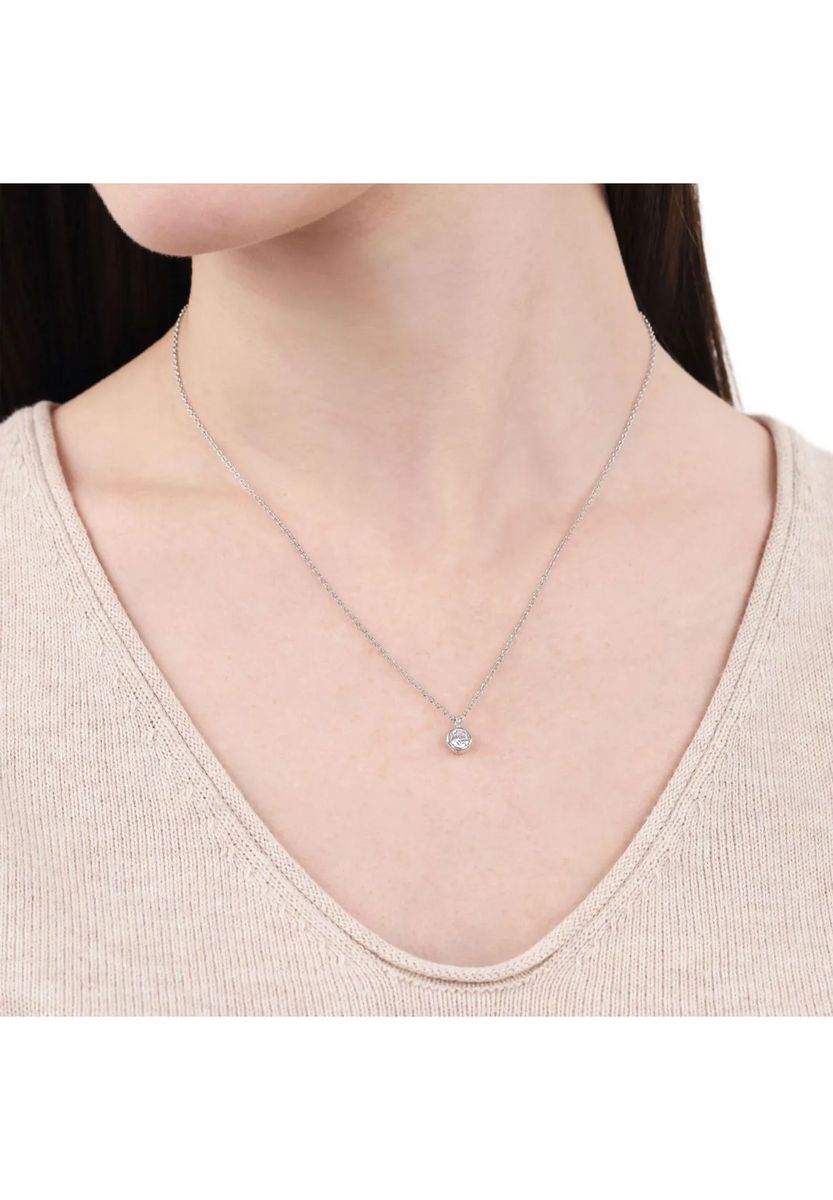 Filigrane Kette mit Solitäranhänger