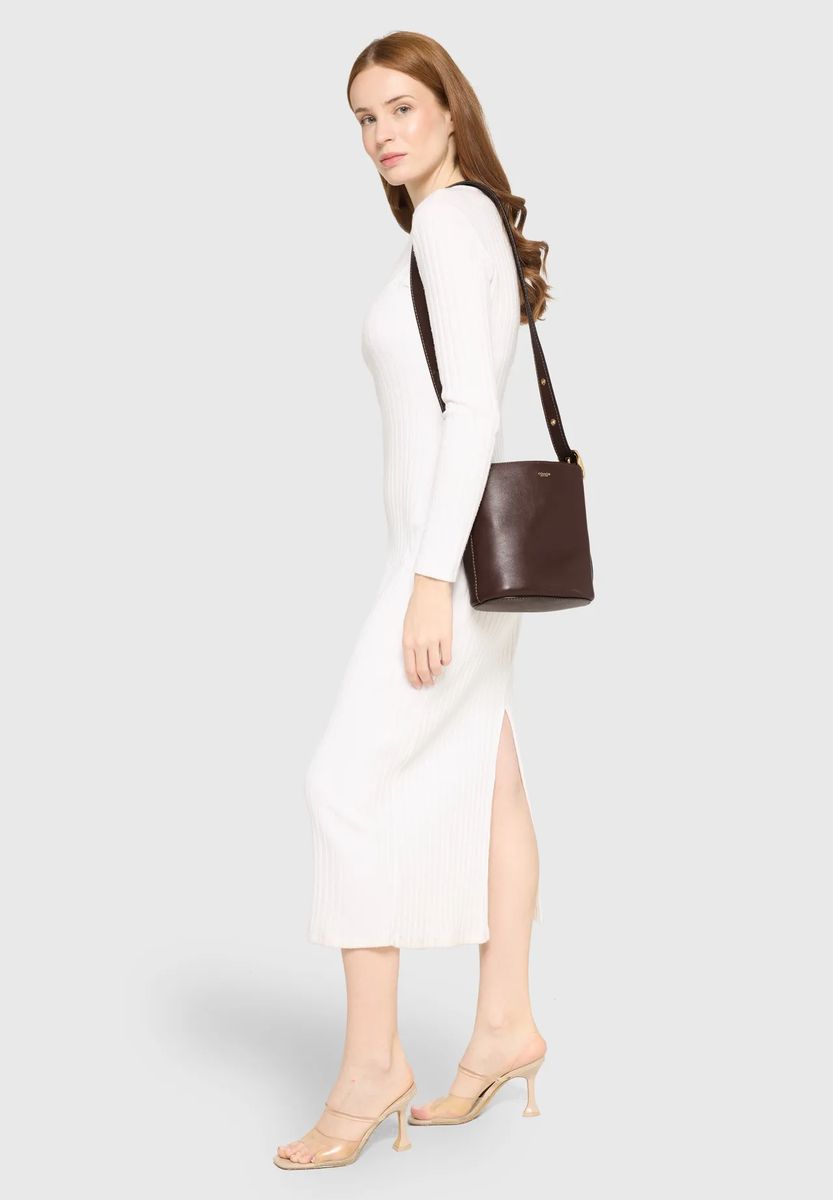 Minimalistische Leder-Beuteltasche