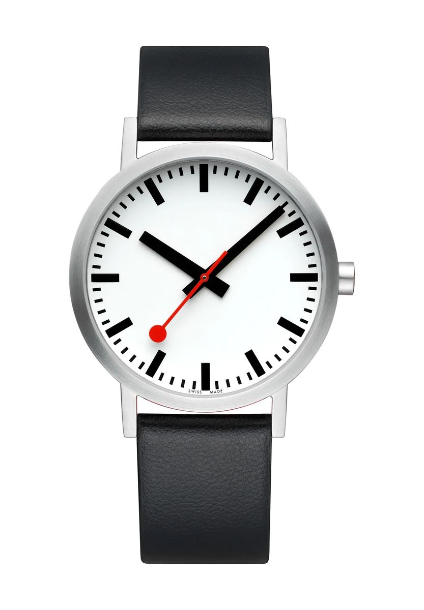 Ikonische Schweizer Bahnhofs-Armbanduhr
