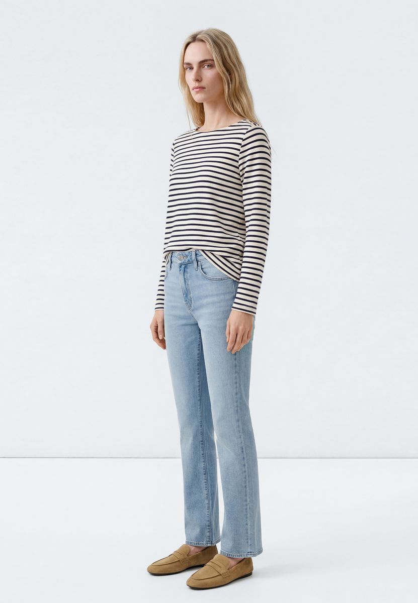 Klassisches gestreiftes Longshirt mit U-Boot-Ausschnitt