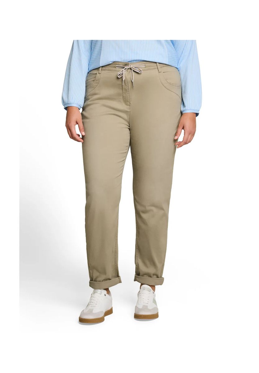 Schmale Chino-Hose mit Tunnelzug