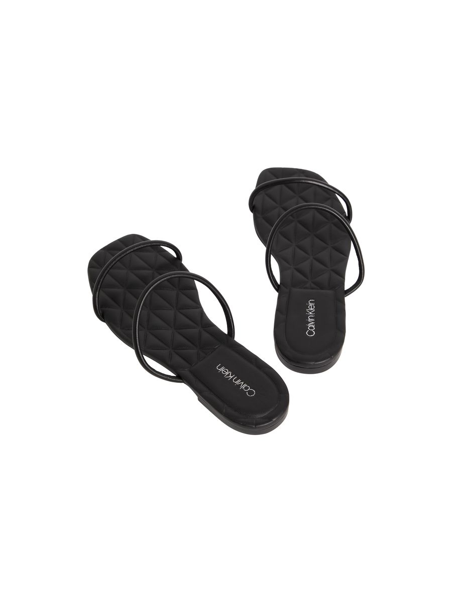 Gesteppte Leder-Riemchensandalen mit flacher Sohle