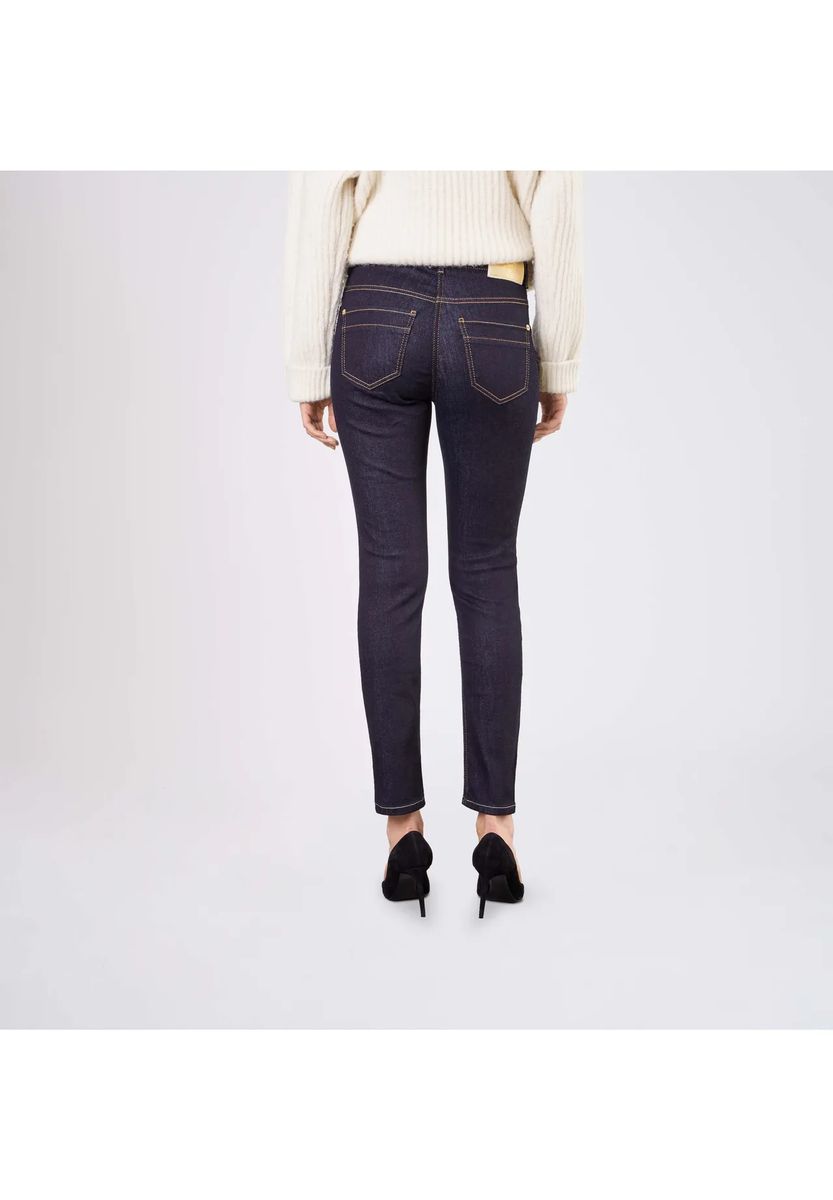 Schmale knöchellange Jeans aus Denim
