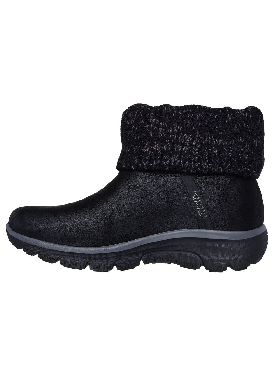 Gefütterte Stiefeletten mit Strickkragen