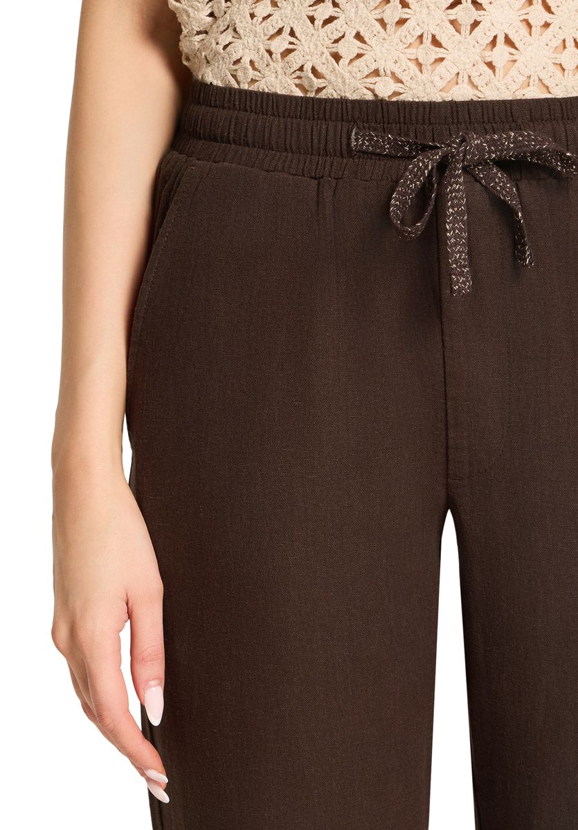 Entspannte Hose mit Leinenanteil