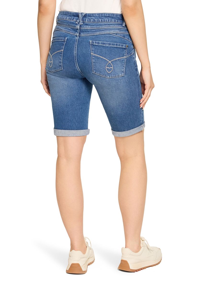 Schmal geschnittene Denim Bermuda-Shorts