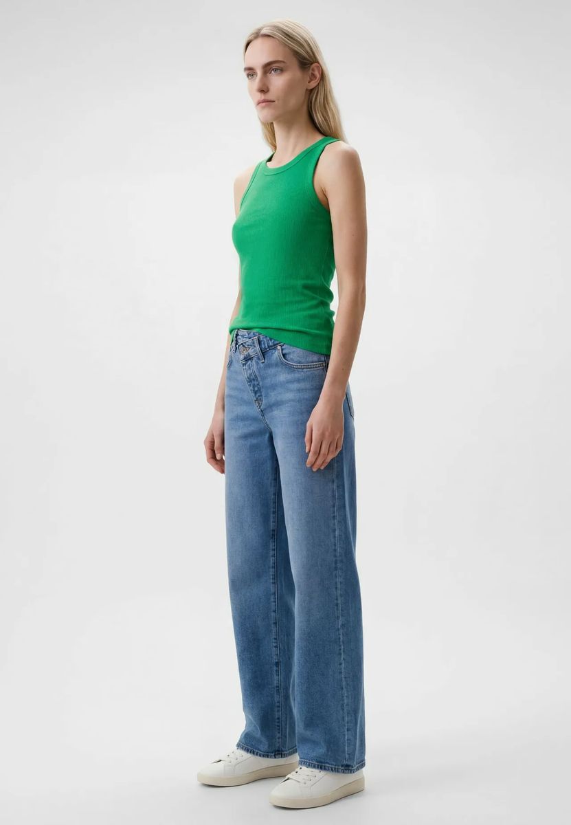 Essentielles geripptes Rundhals-Top