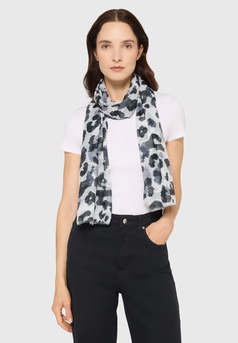 Leichter Schal mit Leopardenmuster