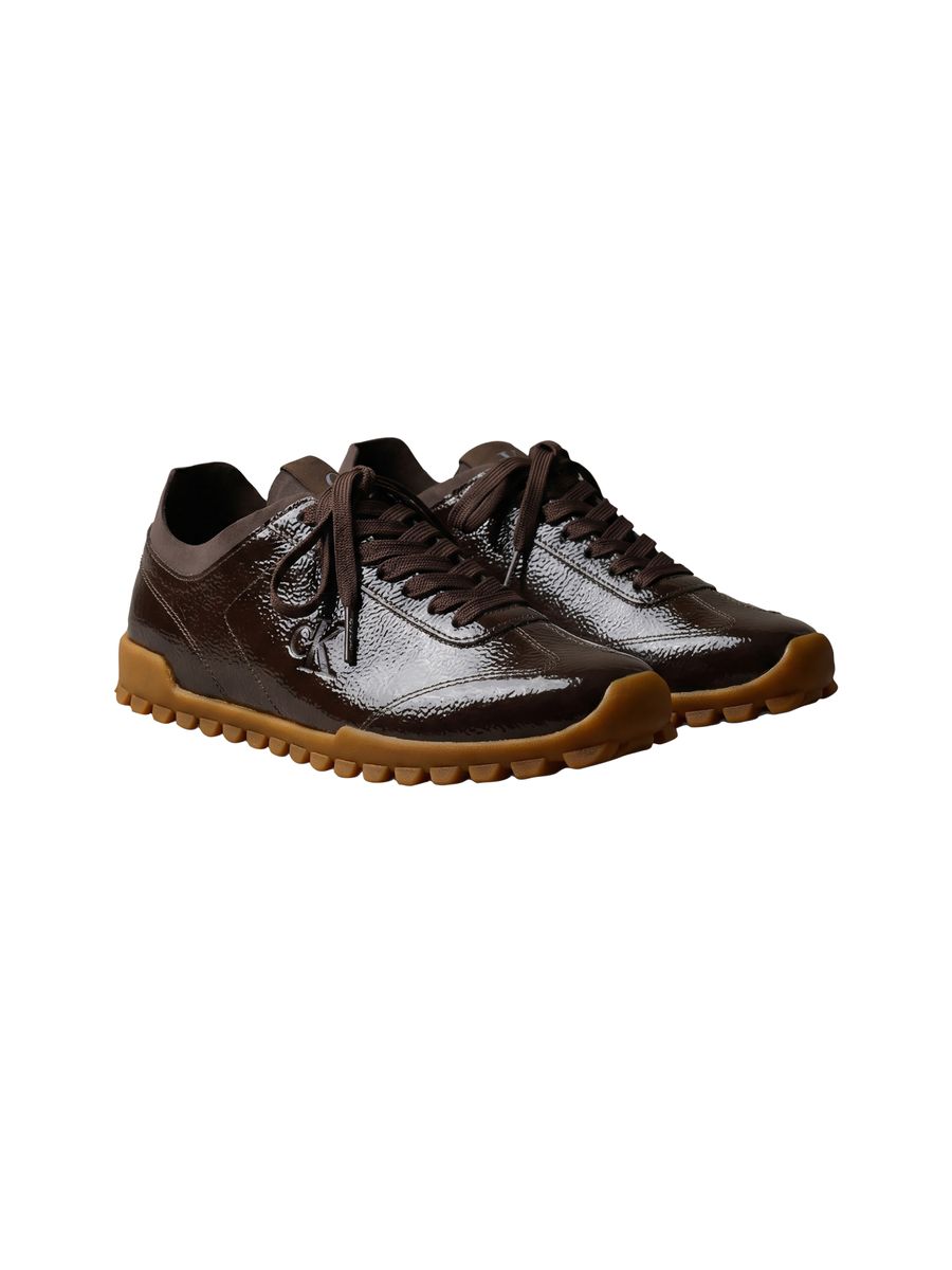 Glänzende Low-Top Sneaker mit Gummisohle