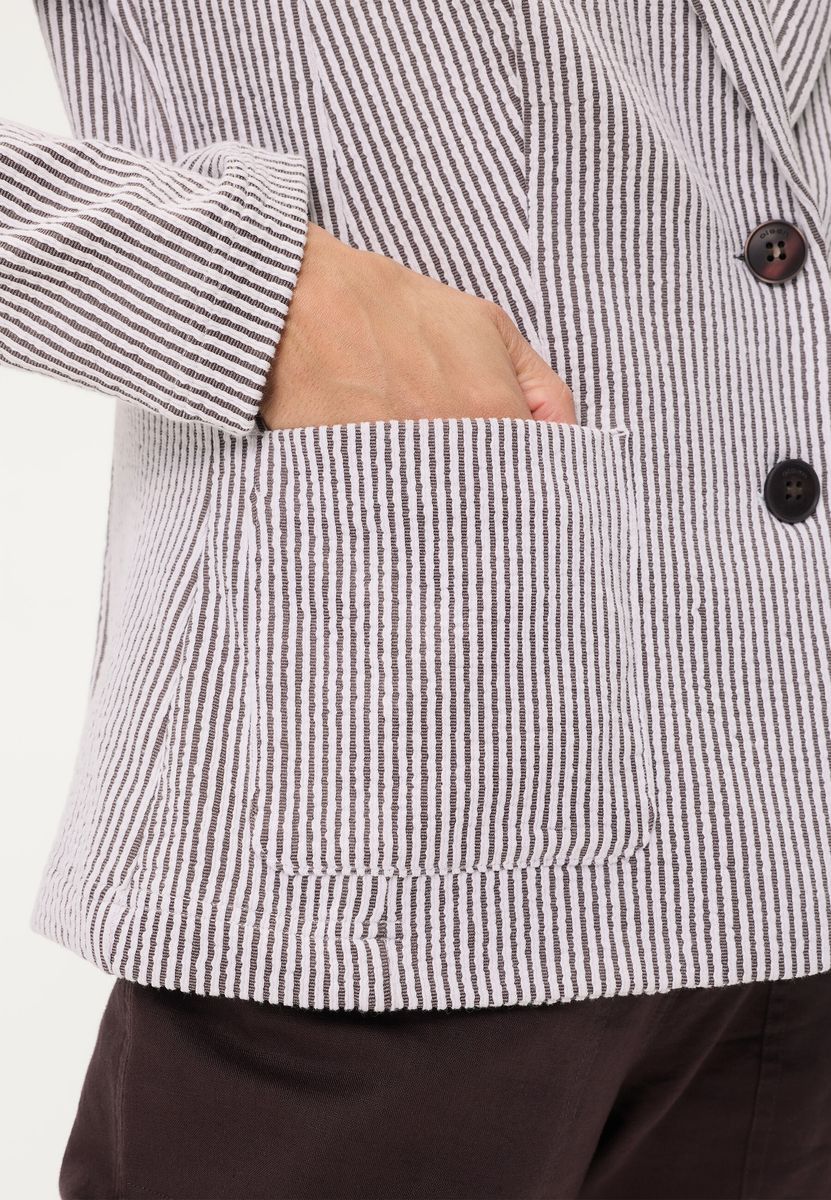 Gestreifter Seersucker-Blazer mit Taschen