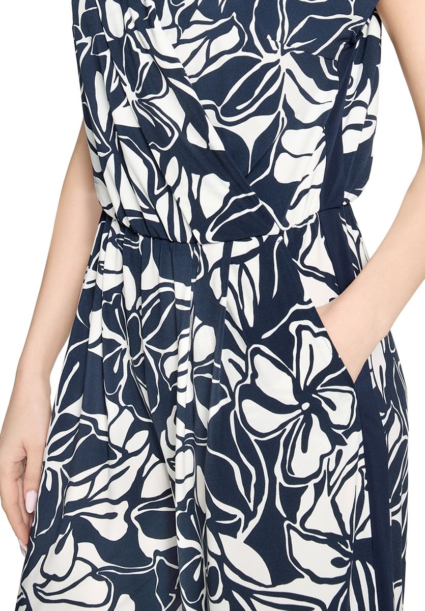 Floral Jumpsuit mit Wickelausschnitt
