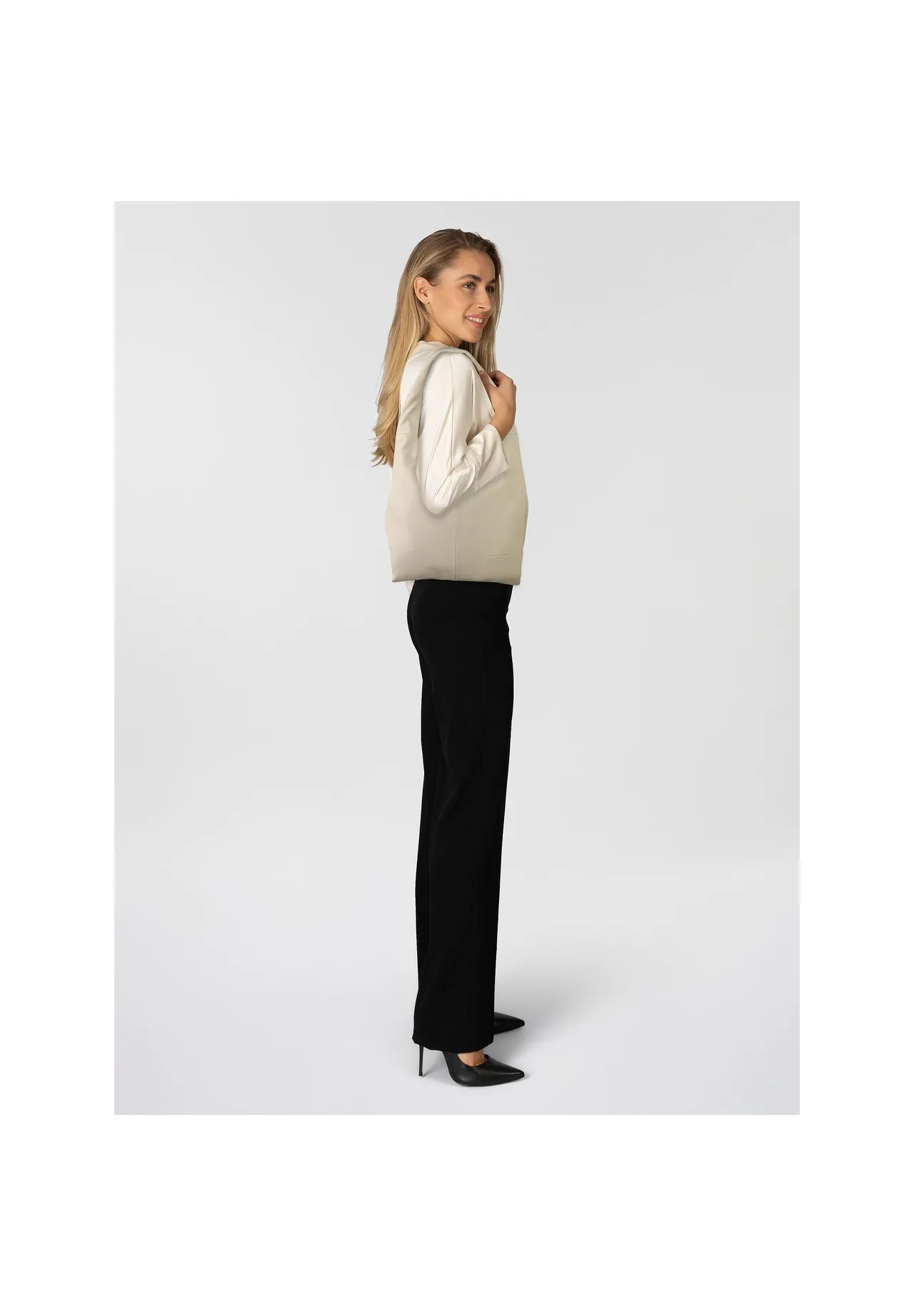 Elegante Schultertasche aus weichem Leder