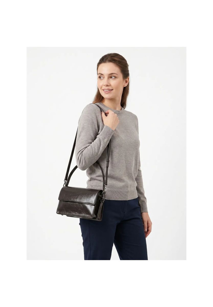 Elegante geschwungene Lederschultertasche
