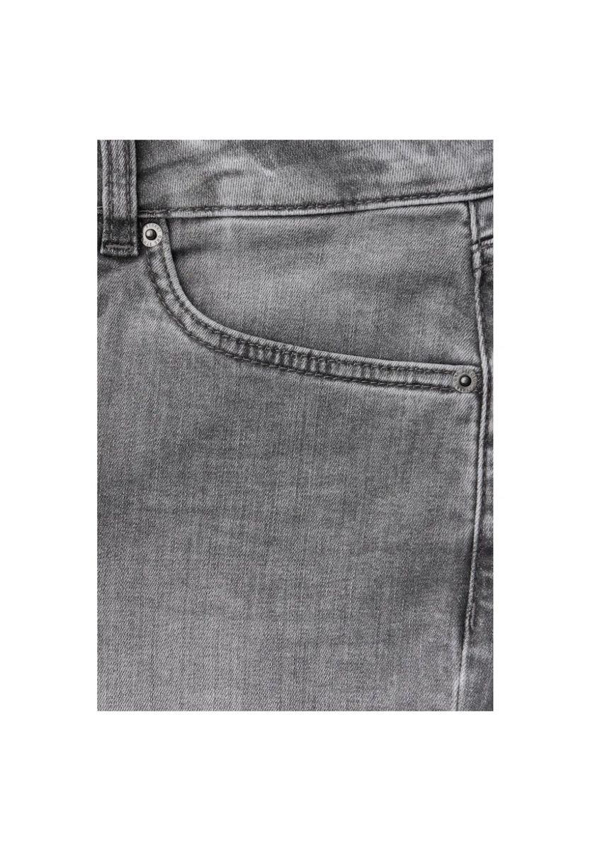 Loose Fit Wide Leg Jeans