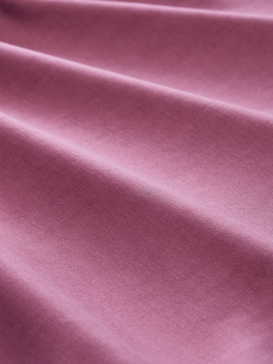 Klassisches Rundhals-Shirt mit geradem Schnitt
