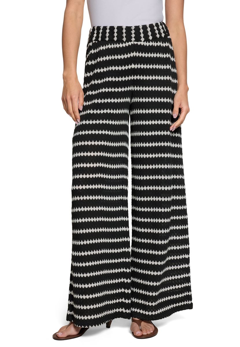 Gemusterte Strickhose mit weitem Bein