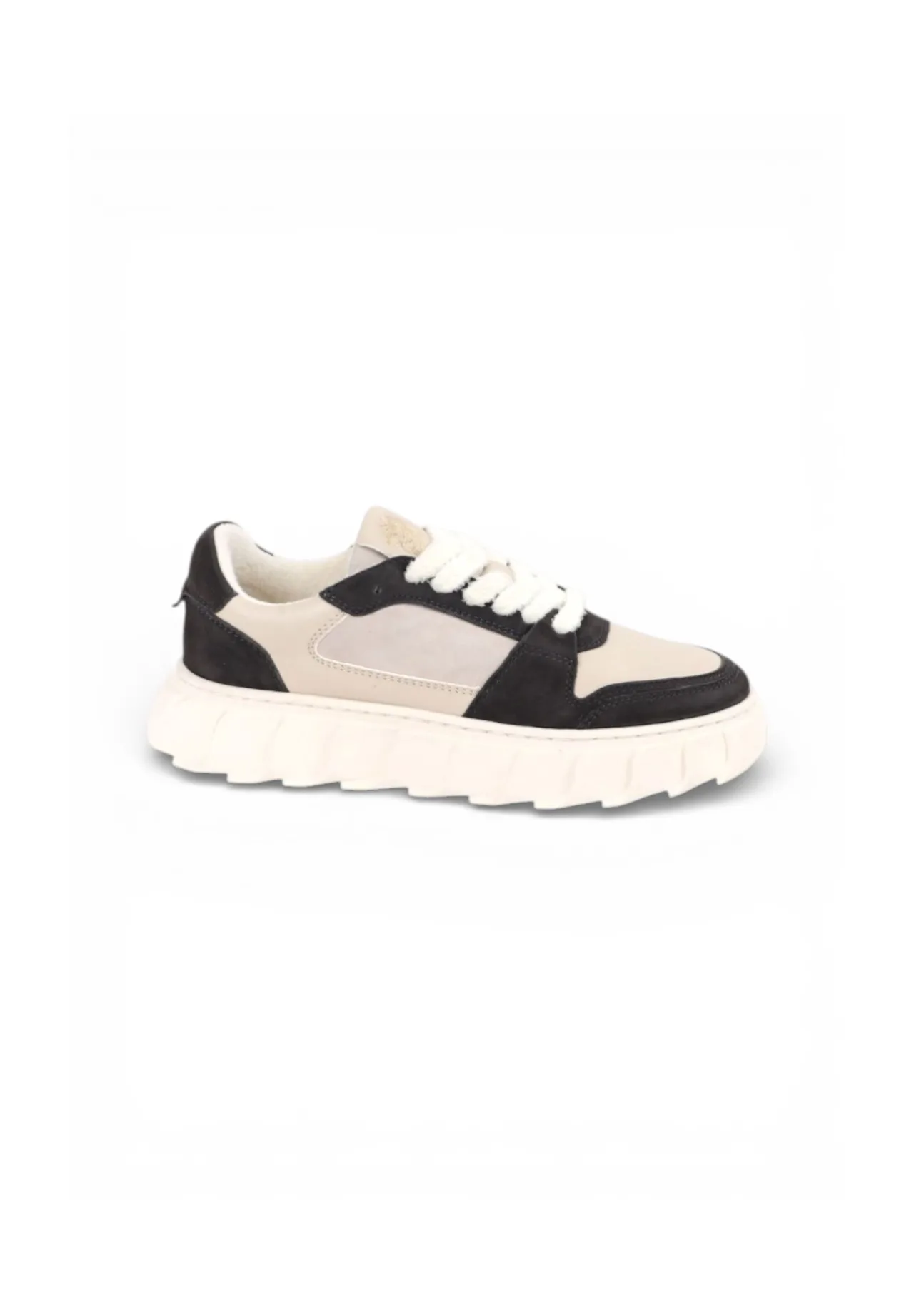 Chunky Plateau-Sneaker aus Materialmix