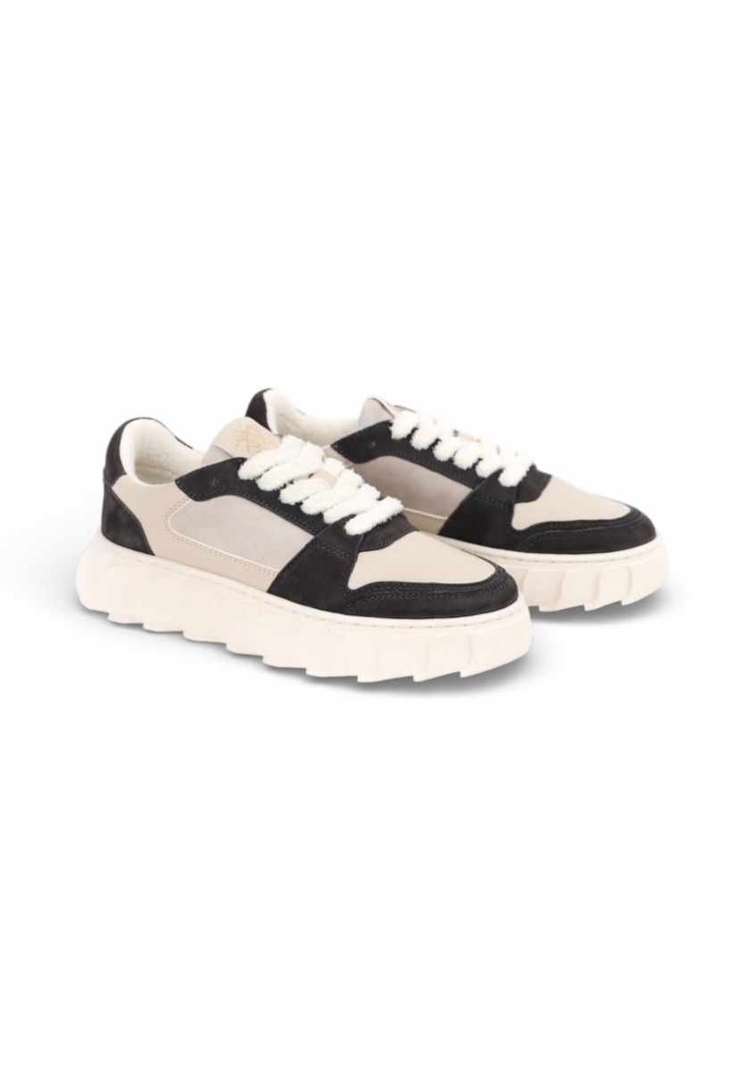 Chunky Plateau-Sneaker aus Materialmix